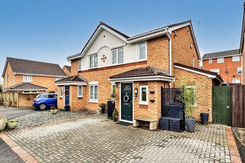 3 bedroom semi-detached house for sale, Jefferson Gardens, Sandringham Gardens, Widnes