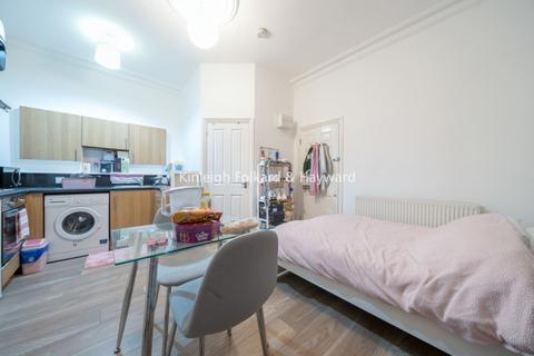 Studio to rent, Sydenham Park Road London SE26