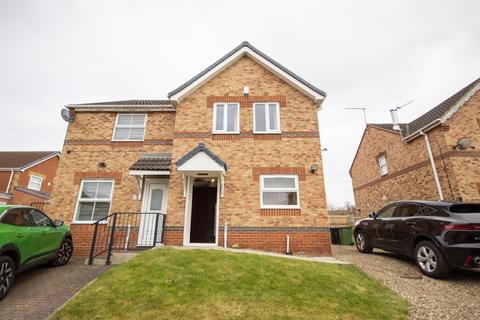 3 bedroom semi-detached house to rent, Jubilee Court, Gateshead, Tyne and Wear, NE8