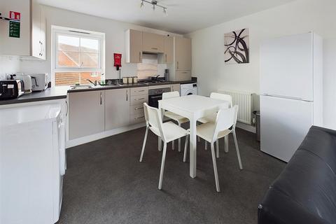 2 bedroom apartment to rent, Blackthorn Close, Newcastle Upon Tyne NE5