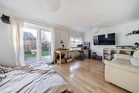 2 bedroom flat for sale, High Wycombe,  Buckinghamshire,  HP13