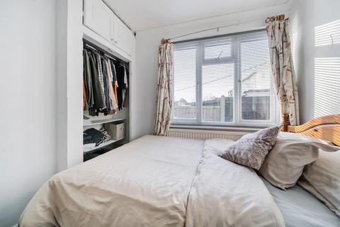 2 bedroom flat for sale, High Wycombe,  Buckinghamshire,  HP13