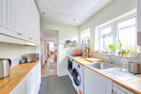 2 bedroom terraced house to rent, Marsh Farm Road, Twickenham TW2