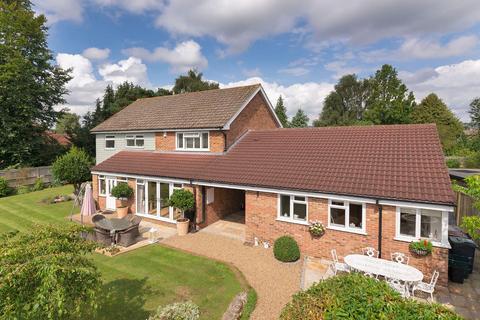 4 bedroom detached house for sale, Teston Road, West Malling ME19