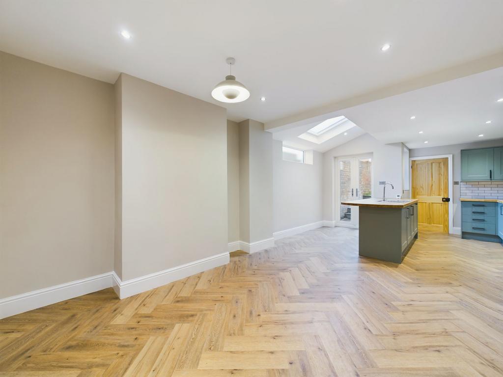 Family Dining Kitchen