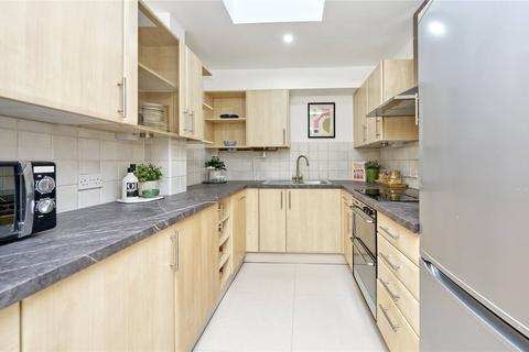 3 bedroom apartment for sale, London W2