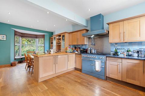 4 bedroom detached house for sale, Gonvena Hill, Wadebridge PL27