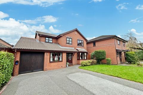 4 bedroom detached house for sale, Hardy Close, Westhoughton, BL5