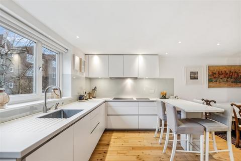 4 bedroom townhouse for sale, Chiswick Staithe, London, W4