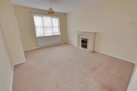 3 bedroom semi-detached house to rent, GRANGE ROAD, HUNSLET, LS10