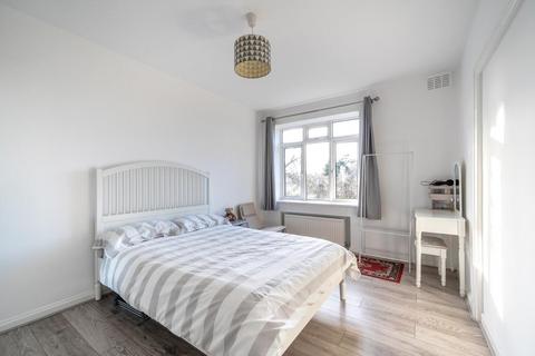 3 bedroom flat for sale, Brondesbury Park, Brent