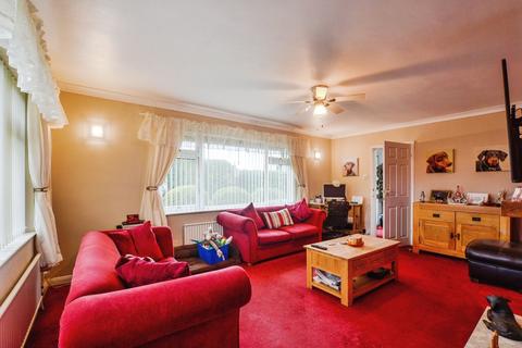 3 bedroom detached bungalow for sale, Waterloo Road, Mablethorpe LN12