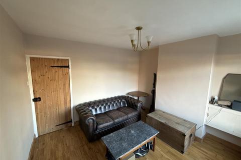 2 bedroom terraced house for sale, Park Road, Willaston, Nantwich