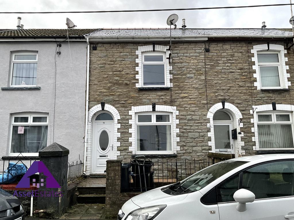 James Street, Abertillery, NP13 1AA 2 bed terraced house - £105,000