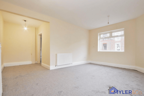 3 bedroom end of terrace house for sale, Cooper Street, Widnes, WA8