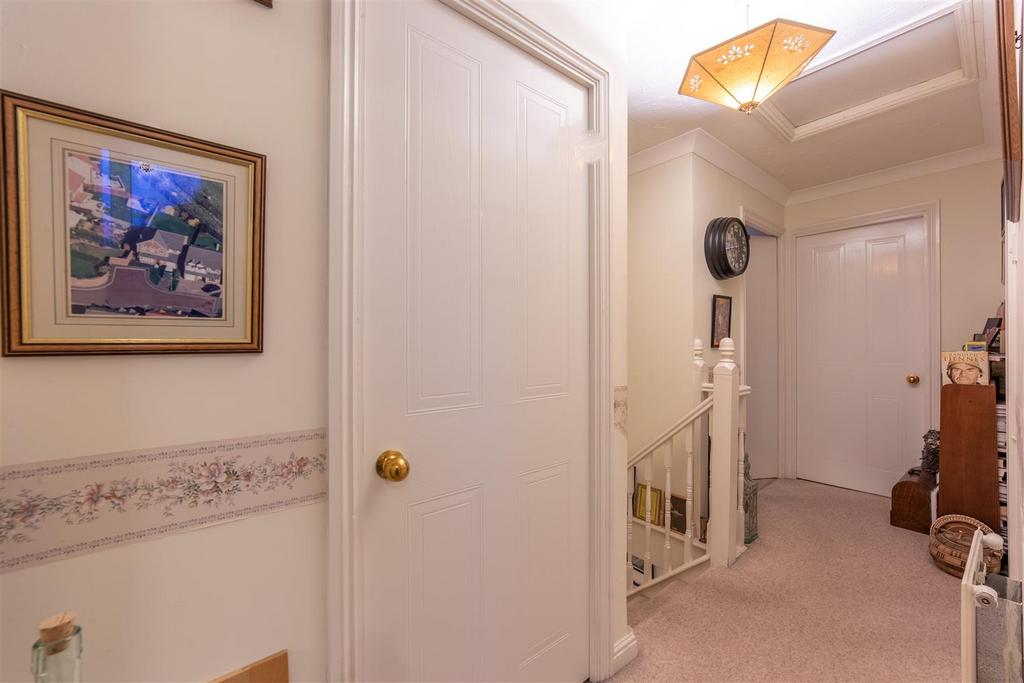 37 Birch Grove-11.jpg