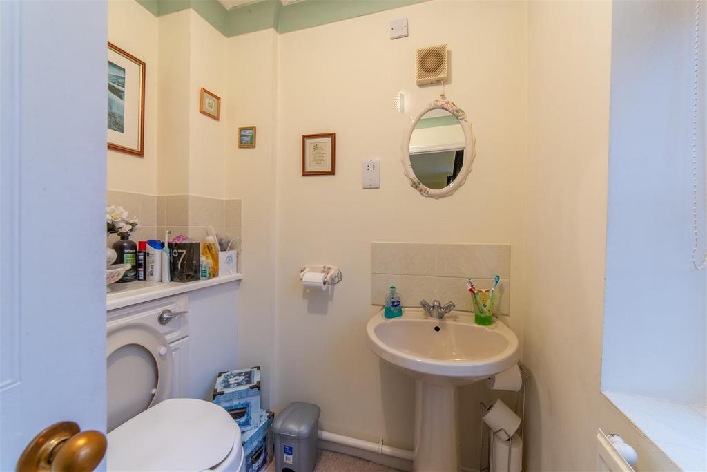 37 Birch Grove-7.jpg