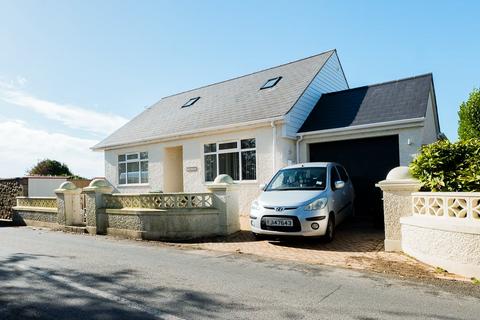 2 bedroom bungalow to rent, Le Mont Cochon, St Helier, Jersey, JE2