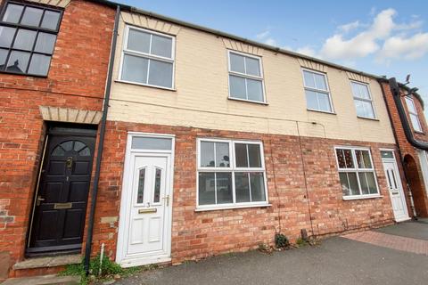 2 bedroom terraced house for sale, Manthorpe Road, Grantham NG31