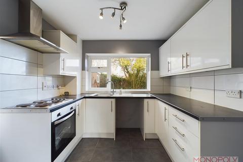 12 Bryn Drive, Coedpoeth, Wrexham, LL11 3LJ