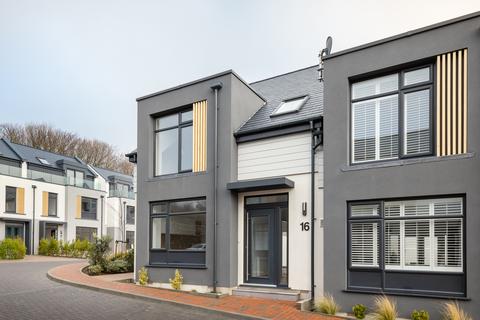 2 bedroom semi-detached house for sale, Rue de Bas Courtils, St. Sampson, Guernsey