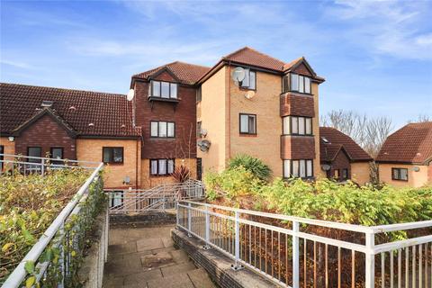 2 bedroom flat for sale, Hattersfield Close, Belvedere, Kent, DA17