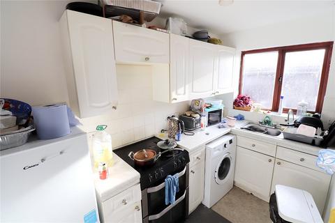 2 bedroom flat for sale, Hattersfield Close, Belvedere, Kent, DA17