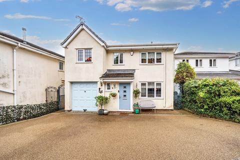 4 bedroom detached house for sale, Maple Drive, Kendal, LA9