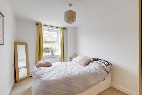 2 bedroom flat for sale, Seymour Court, Seymour Road, West Bridgford NG2