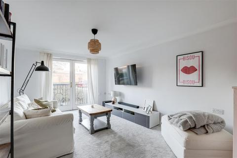 2 bedroom flat for sale, Seymour Court, Seymour Road, West Bridgford NG2