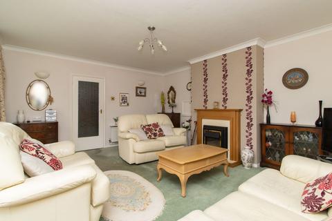 3 bedroom detached bungalow for sale, West Park Avenue, Margate, CT9