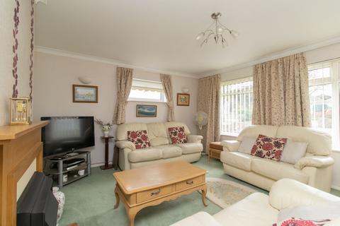 3 bedroom detached bungalow for sale, West Park Avenue, Margate, CT9