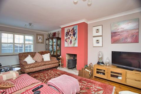 3 bedroom terraced house for sale, Grams Road, Walmer, CT14