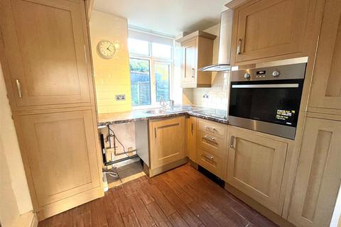 2 bedroom terraced house for sale, Sefton Crescent, Sale