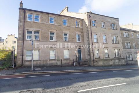 2 bedroom flat for sale, Henry Street, Lancaster LA1