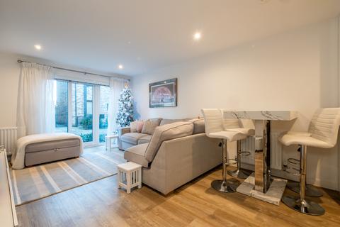 1 bedroom flat for sale, Stello House, Talbot Road, M32 0FT