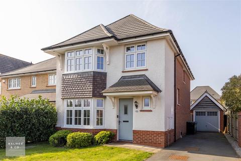 4 bedroom detached house for sale, Moorgate Drive, Astley M29