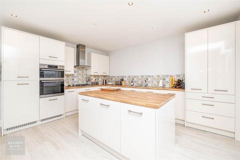 4 bedroom detached house for sale, Moorgate Drive, Astley M29