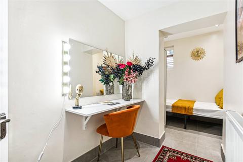 2 bedroom apartment for sale, Warwick Road, London, W14