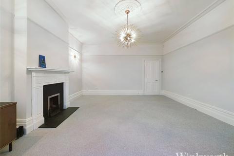 5 bedroom semi-detached house to rent, Courtfield Gardens, London, W13