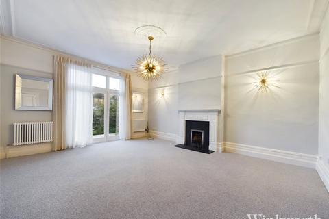 5 bedroom semi-detached house to rent, Courtfield Gardens, London, W13