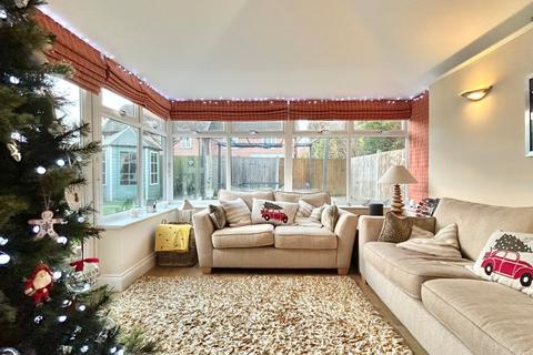 4 bedroom detached house for sale, Gloucester Drive, Basingstoke, Hampshire