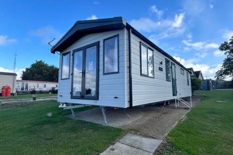 2 bedroom static caravan for sale, Golden Leas Holiday Park