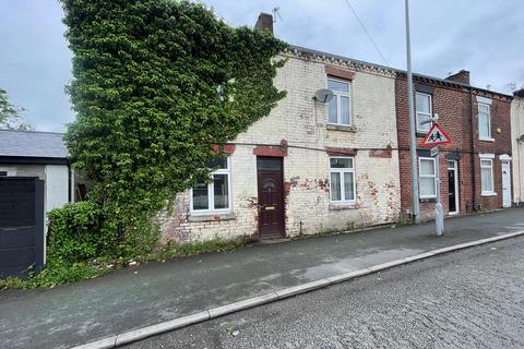 3 bedroom end of terrace house for sale, Hilton Lane, Worsley