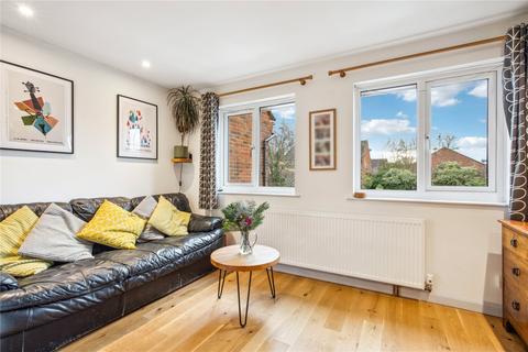 2 bedroom terraced house for sale, St. Peter's Close, London, SW17