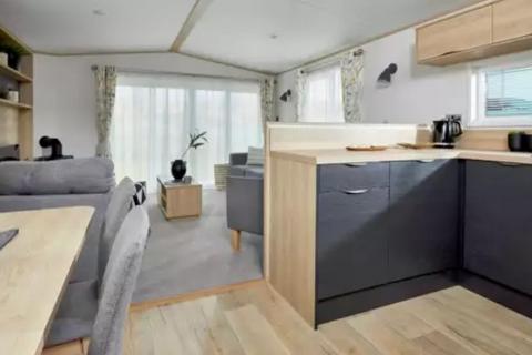 2 bedroom lodge for sale, Oakdene Forest Park