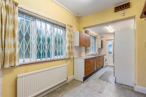 38 Bodley Road, New Malden, KT3 5QE