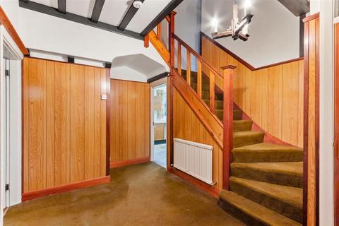 38 Bodley Road, New Malden, KT3 5QE