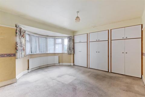 38 Bodley Road, New Malden, KT3 5QE
