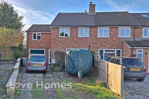 3 bedroom semi-detached house for sale, Osborn Road, Barton-Le-Clay, MK45 4NY